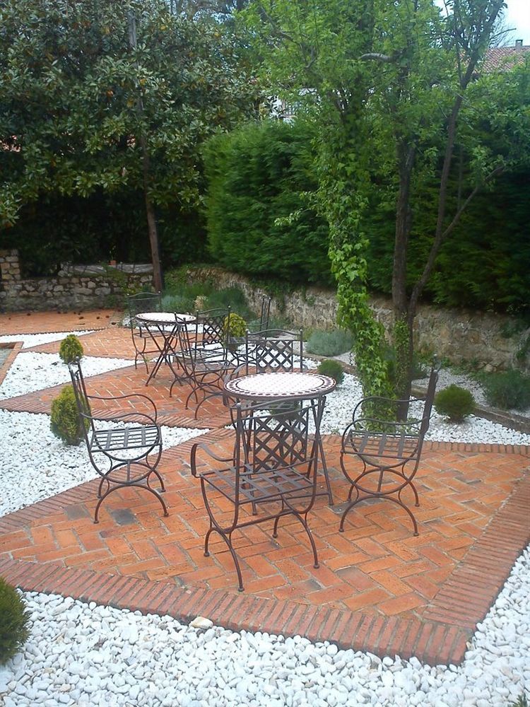 La Casona De Revolgo Hotell Santillana del Mar Exteriör bild